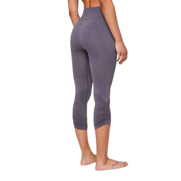 LULULEMON ATHLETICA Ebb To Street Crop 21' In Moonwalk Size 4 - Picture 2 of 4